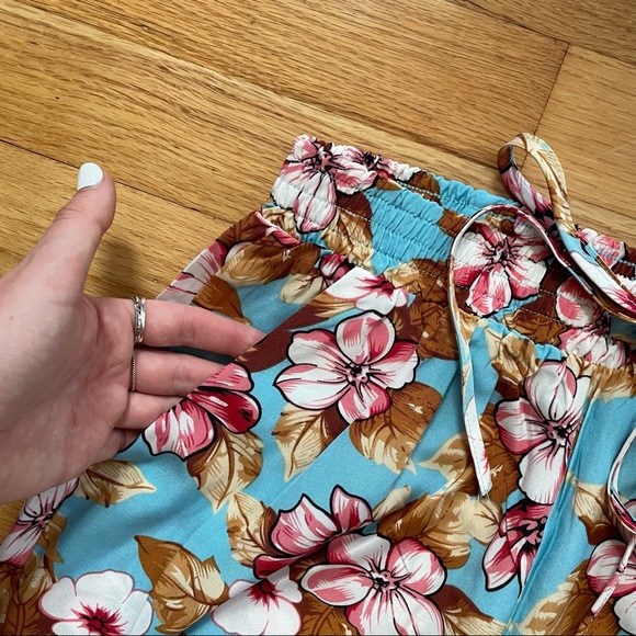 SHEIN Floral Joggers with Pockets - Picture 8 of 8